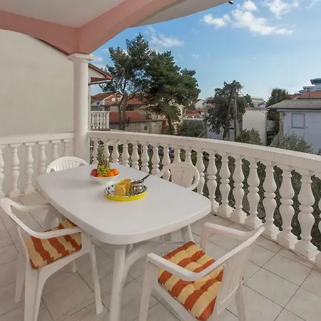 Petar Apartamento Vodice