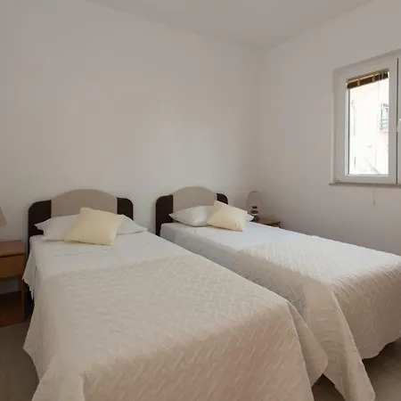Petar Apartamento Vodice